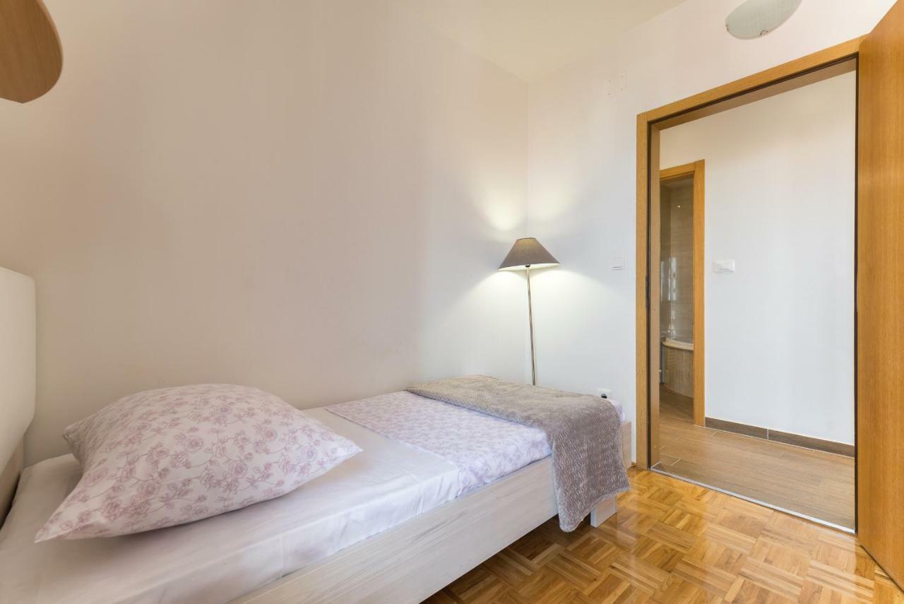 Apartment Ana Makarska Buitenkant foto